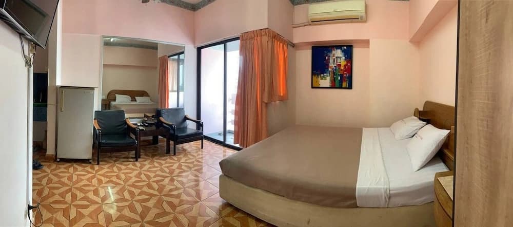 Room-private Apartment in City Center an - photo 8