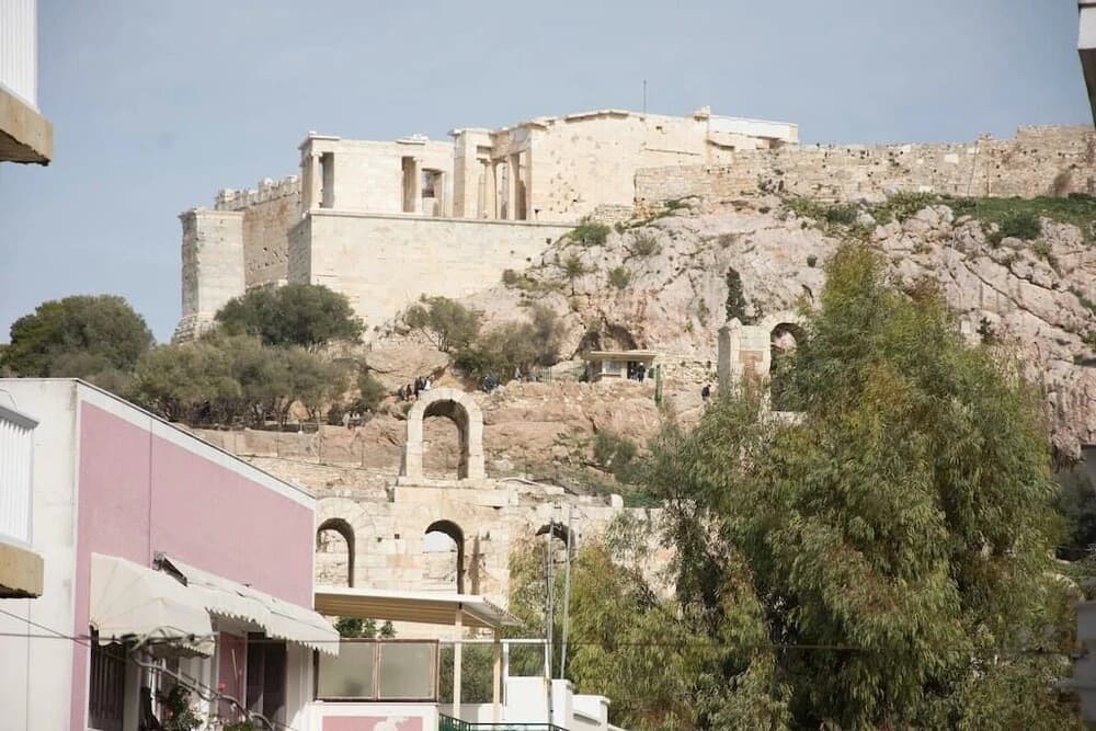 Incredible Acropolis Stay by Cloudkeys - photo 10
