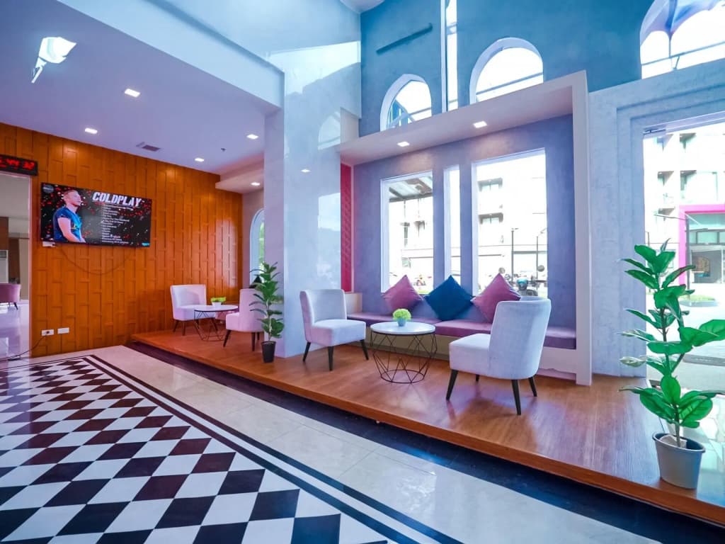 Phoenix Hotel Karon Beach - photo 2