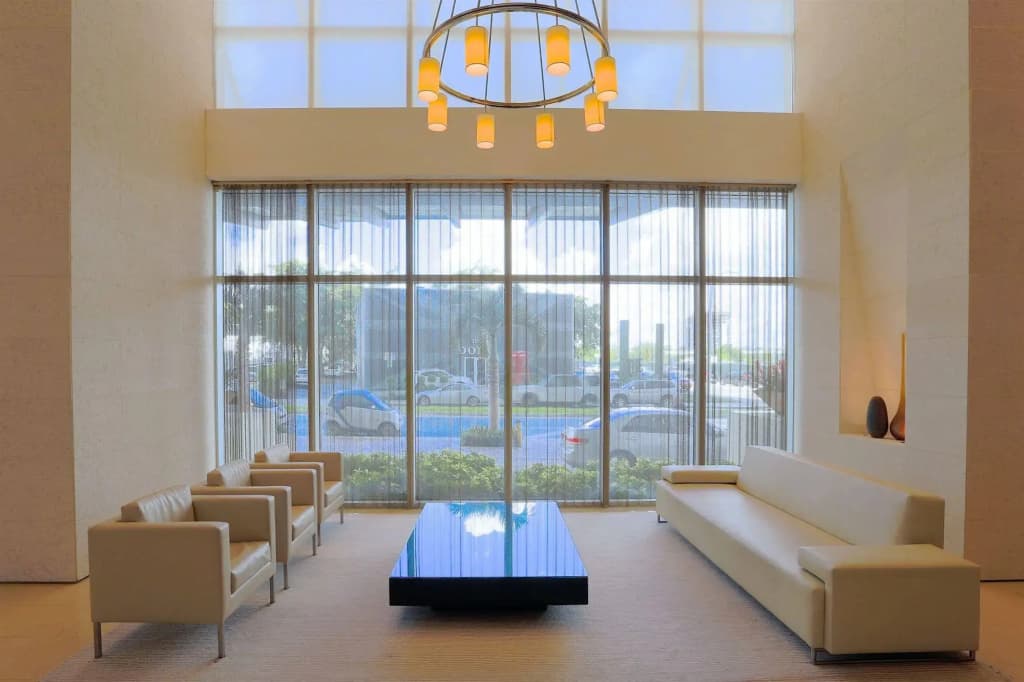 Pelican Residence at One Broadway - photo 2