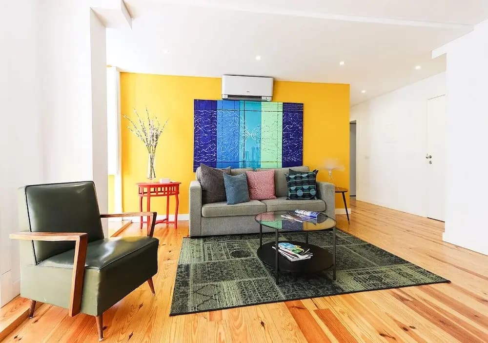 JOIVY Spacious & elegant 1-bed flat, moments from Avenida station - photo 3