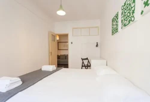 Bed at Lisbon Graça - photo 2
