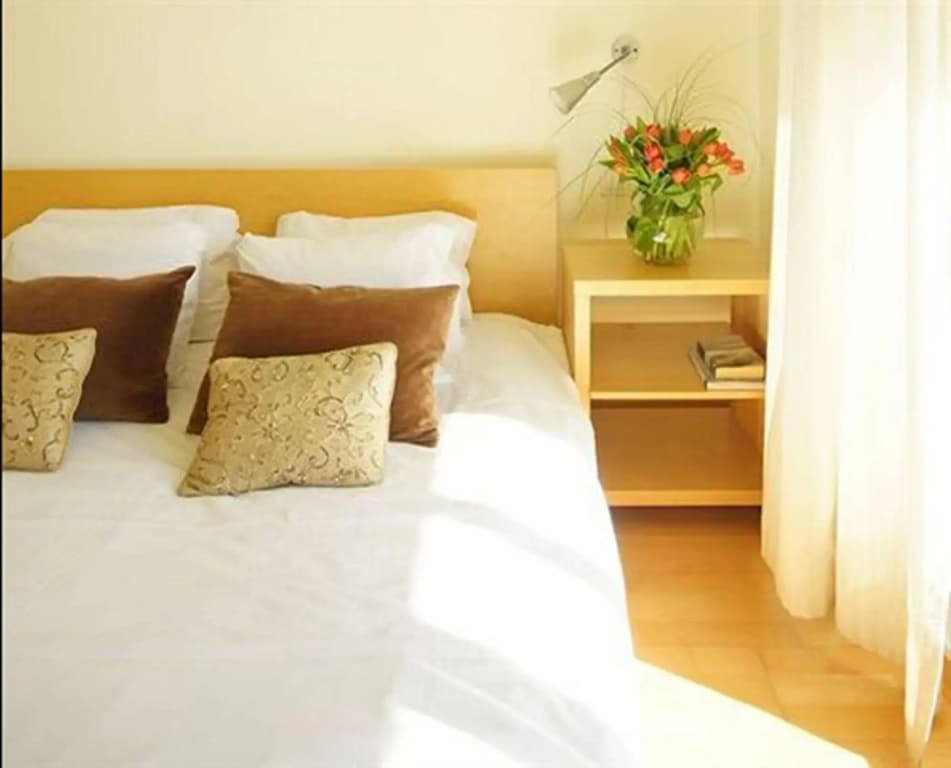 Ciutadella Park Apartments - photo 2