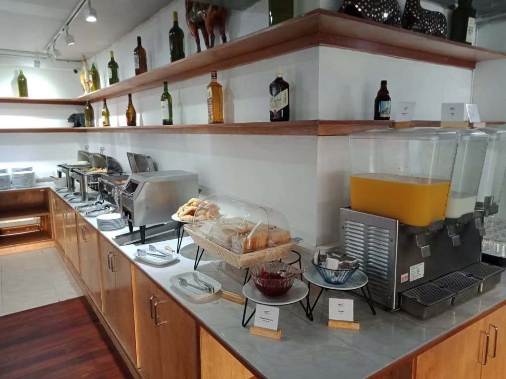 Leiview Hotel - photo 8