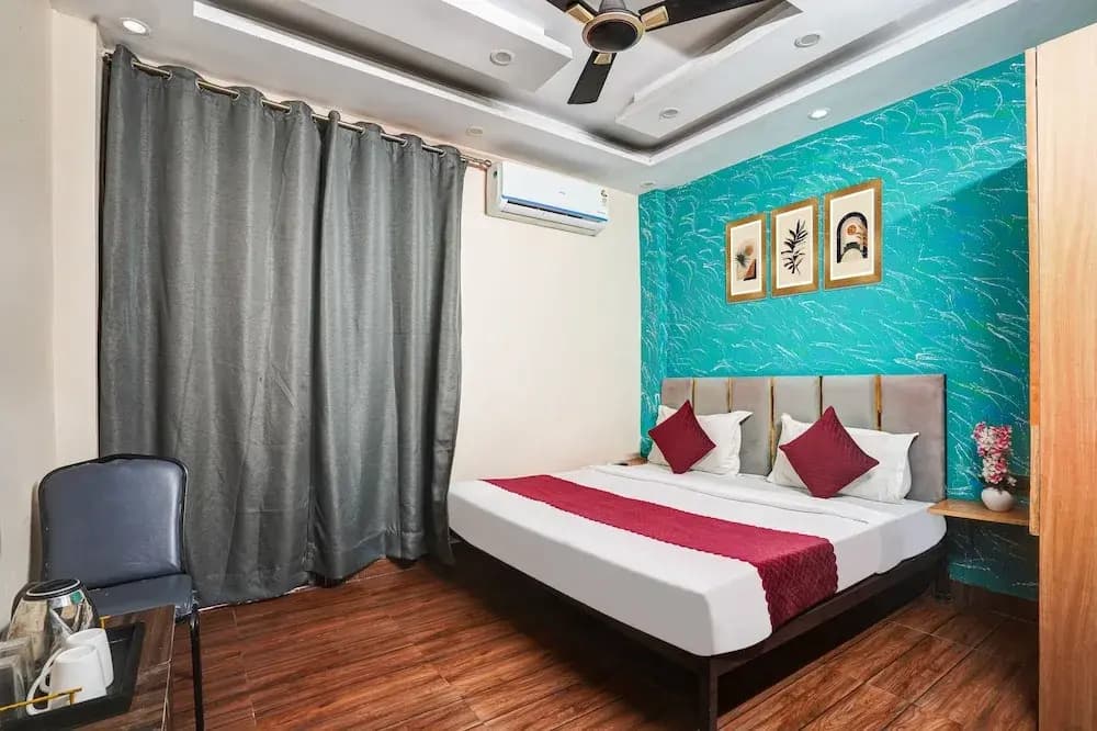 Hotel Twamev Couple Friendly Laxmi Nagar - photo 1