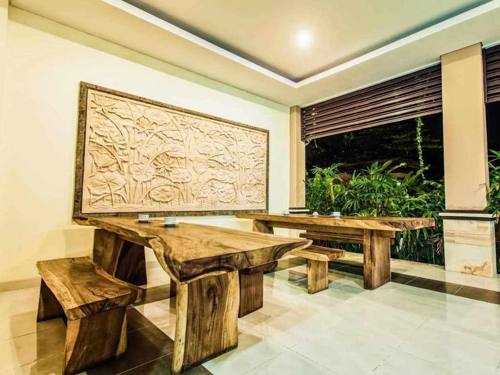 Lucky's Guest House - photo 15