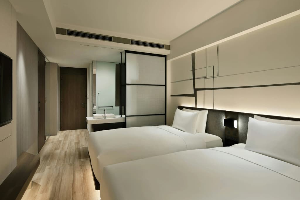 AC Hotel by Marriott Tokyo Ginza - photo 3