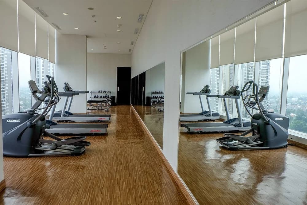 Elegant Four Winds Apartment with Infinity Pool Facility - photo 12