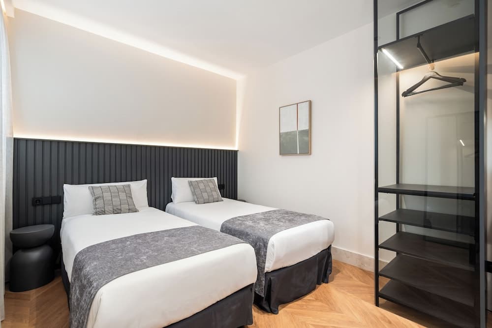 Pacifico Suites near Retiro - photo 27
