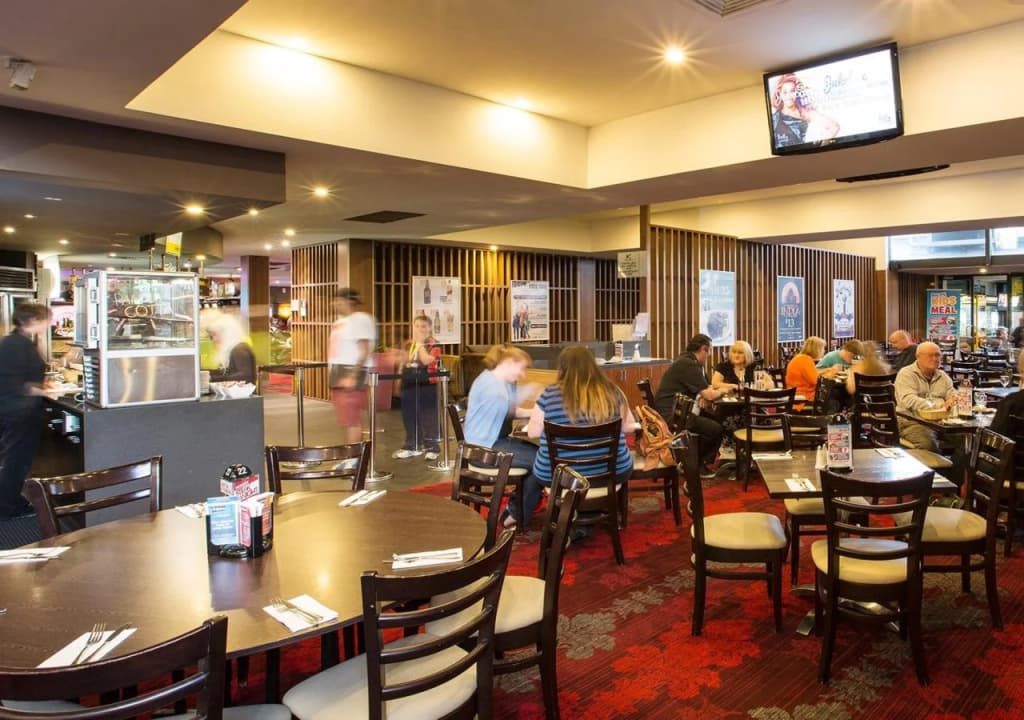 Nightcap at Keysborough Hotel - photo 20