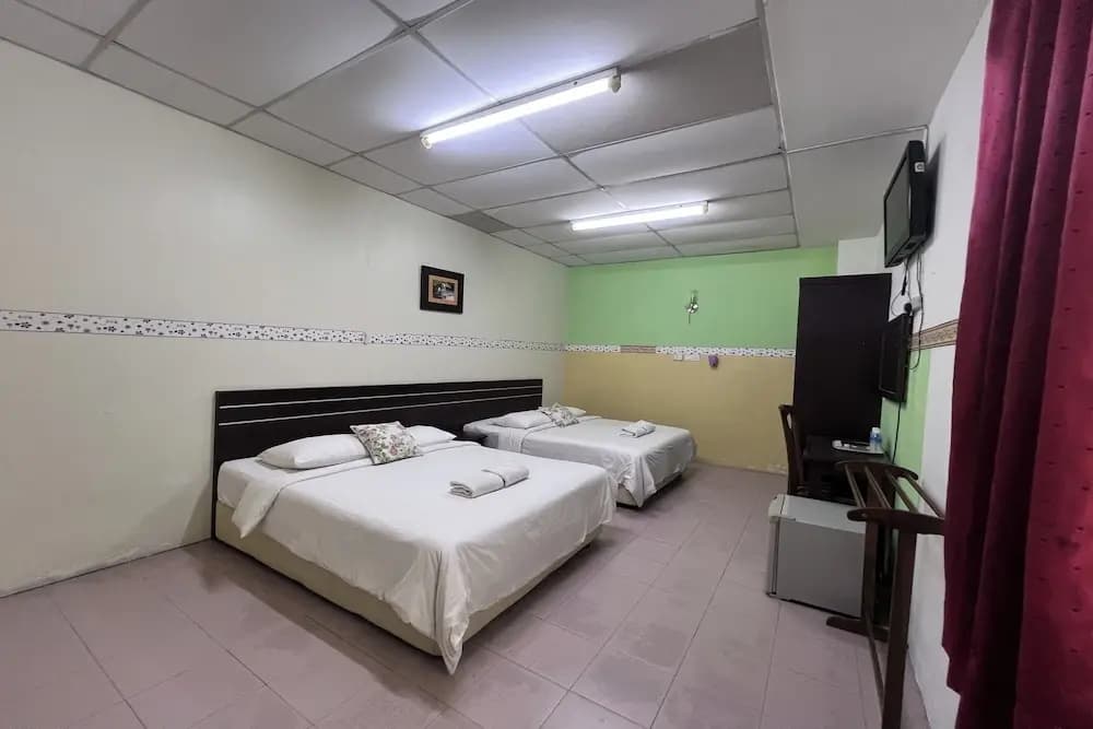 Seri Kemaman Inn, Chukai Terengganu - photo 10
