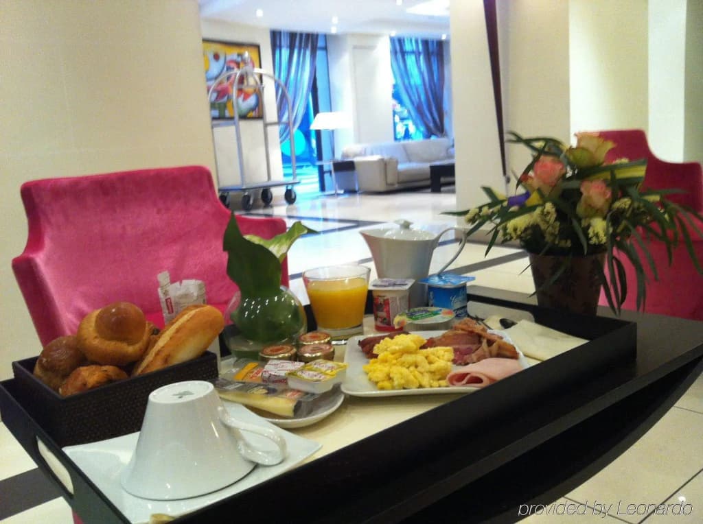 Hotel Park Lane Paris - photo 11