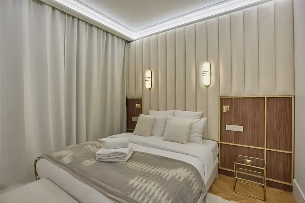 Superb AC Apartment Roosevelt Saint Honore - photo 2