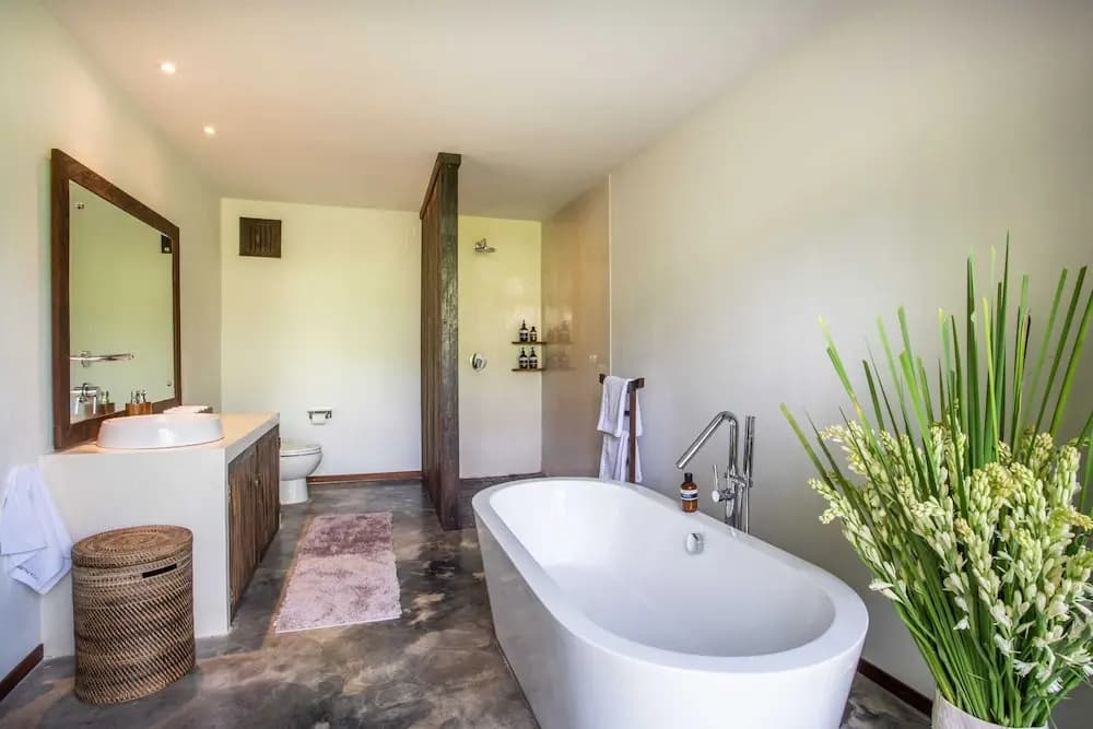 Luxury Jungle Villa, 3 BR, Ubud With Staff - photo 8