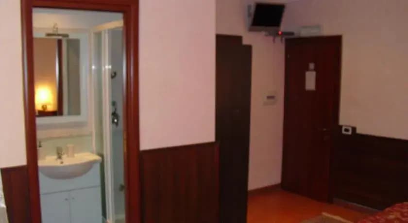 Asian Rest House - photo 3