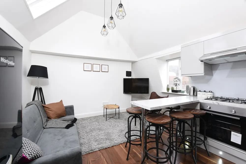 Charming & Modern Apartments near Oxford Circus London - photo 11