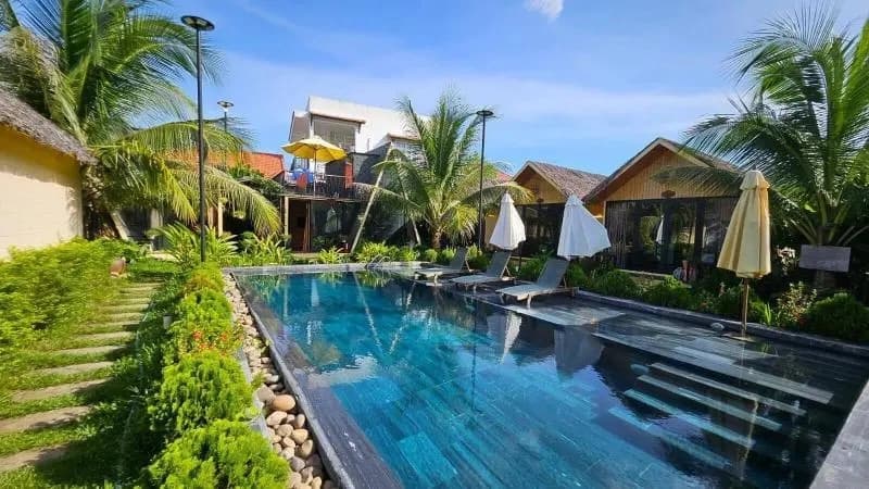 Phoenix Hotel Bungalow - photo 6
