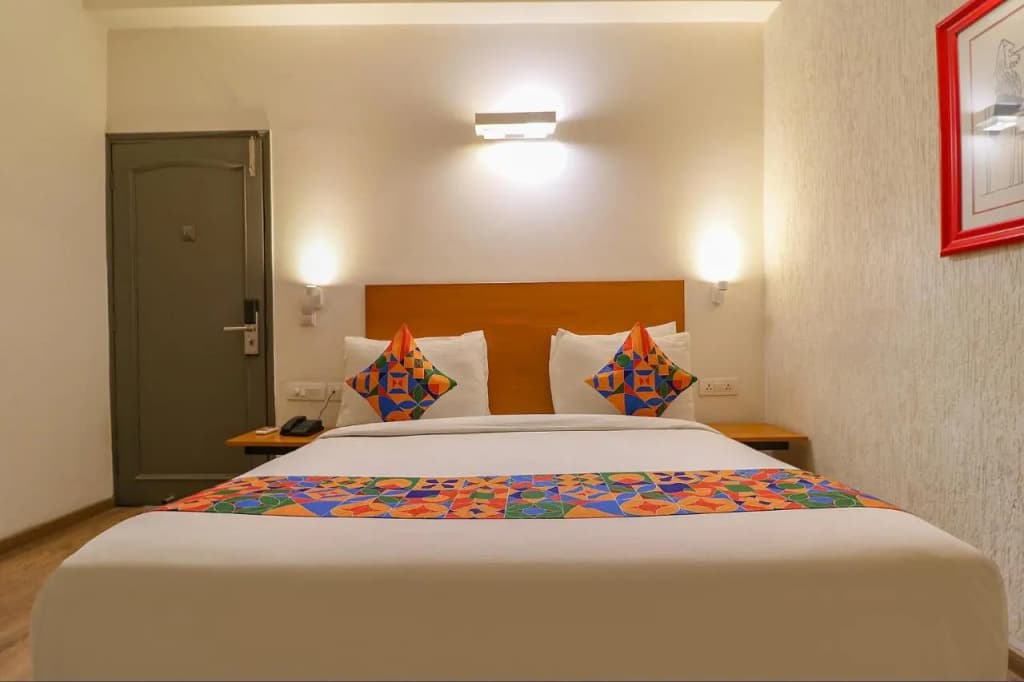 Fabhotel Lord Inn - photo 25