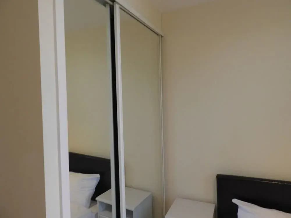 Acacia Road Apartment - photo 3