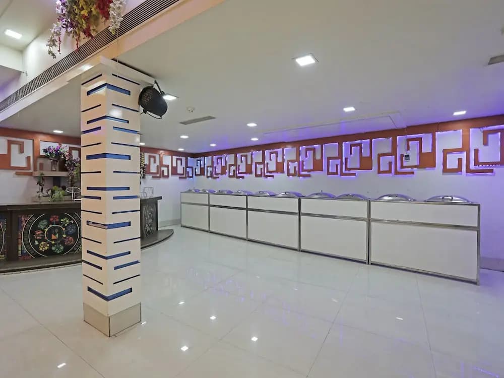 OYO 12190 Hotel New Blue Umbrella - photo 2