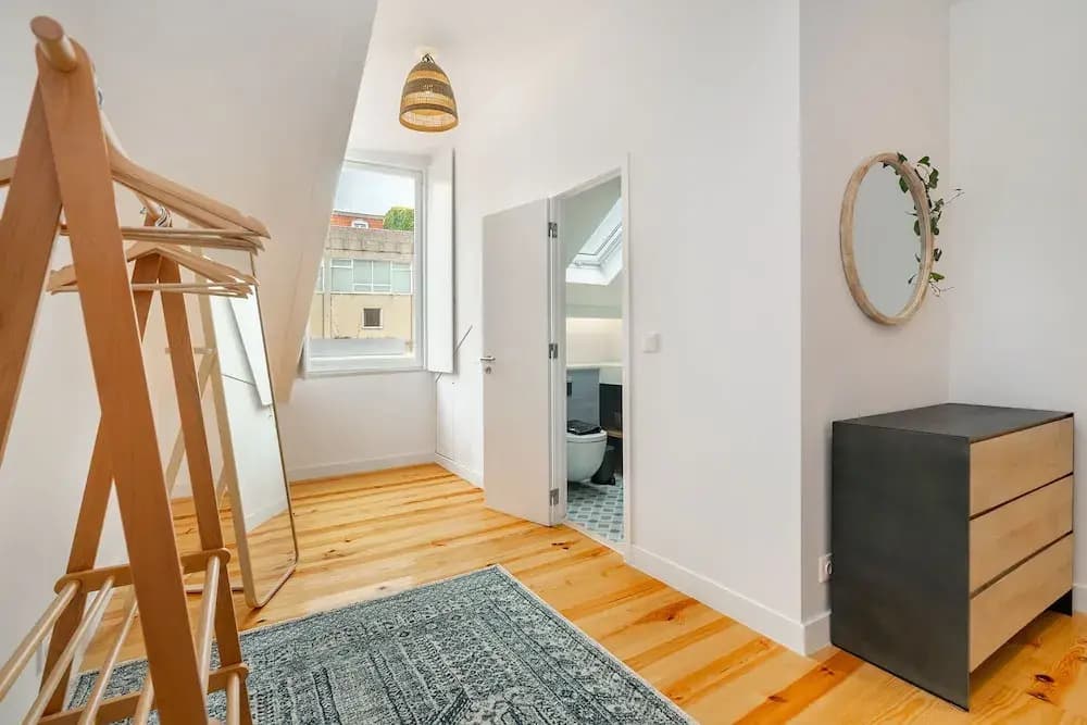Riverside View 2-Bed For Remote Workers & Digital Nomads - photo 3