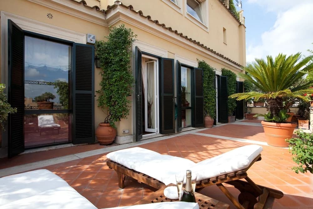Bernini Apartments - photo 19