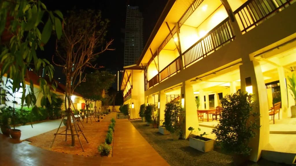 Lotusland Resort - photo 20