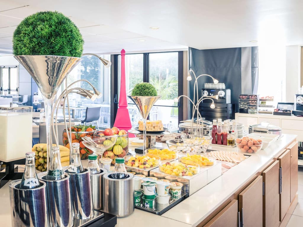 Mercure Paris Centre Tour Eiffel Hotel - photo 49