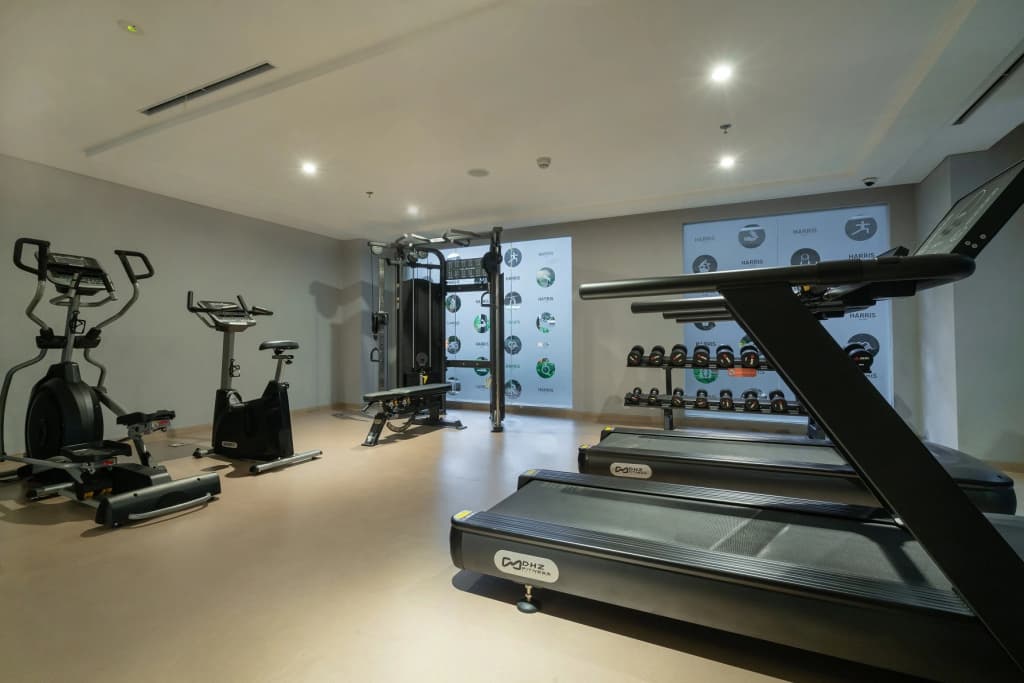 HARRIS Suites Puri Mansion Jakarta - photo 16