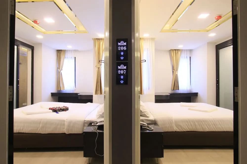 Pratunam Atrium Hotel - photo 4