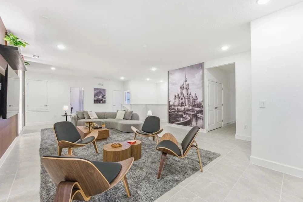 Paradiso's Luxurious New Home w 15 Ensuites - photo 35