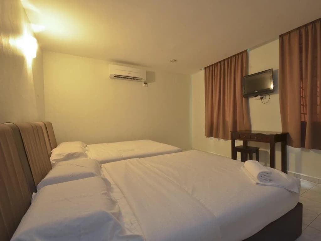 Gamy Inn - main photo