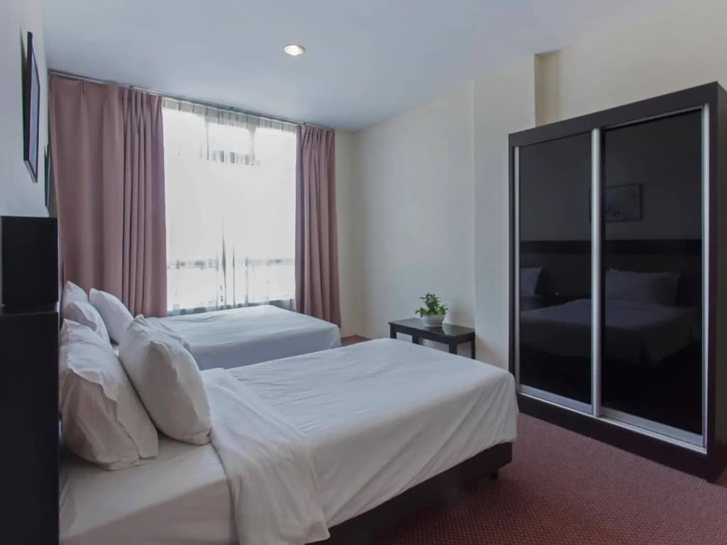 World Youth Hotel - photo 4