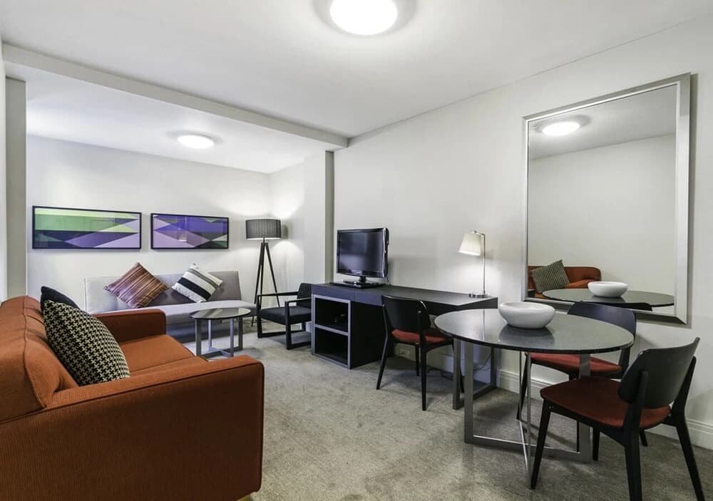 DARLING A Tidy Space in a Great Location - photo 4