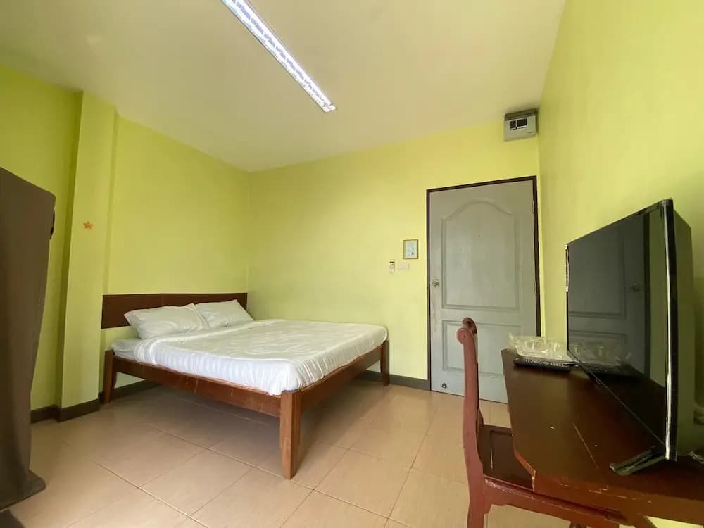 Oyo 699 Mon Hostel - photo 7