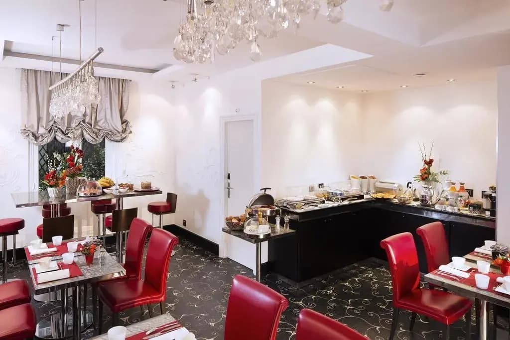 Hotel Ares Eiffel - photo 17