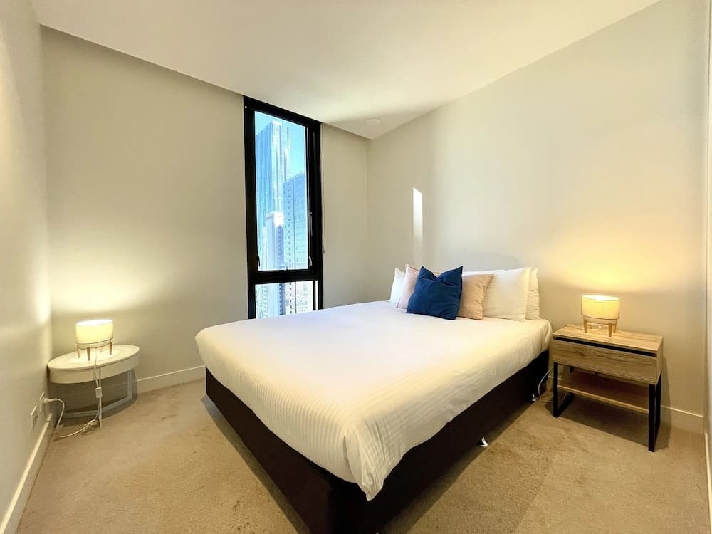 Readyset Apartments at Empire - photo 2