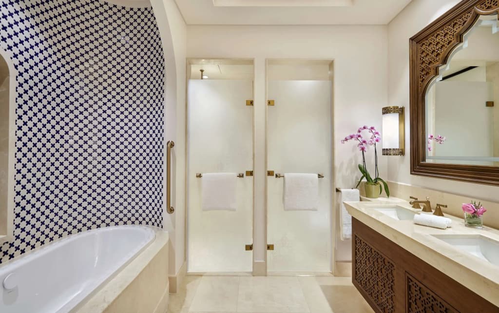 Hilton Salwa Beach Resort & Villas - photo 11