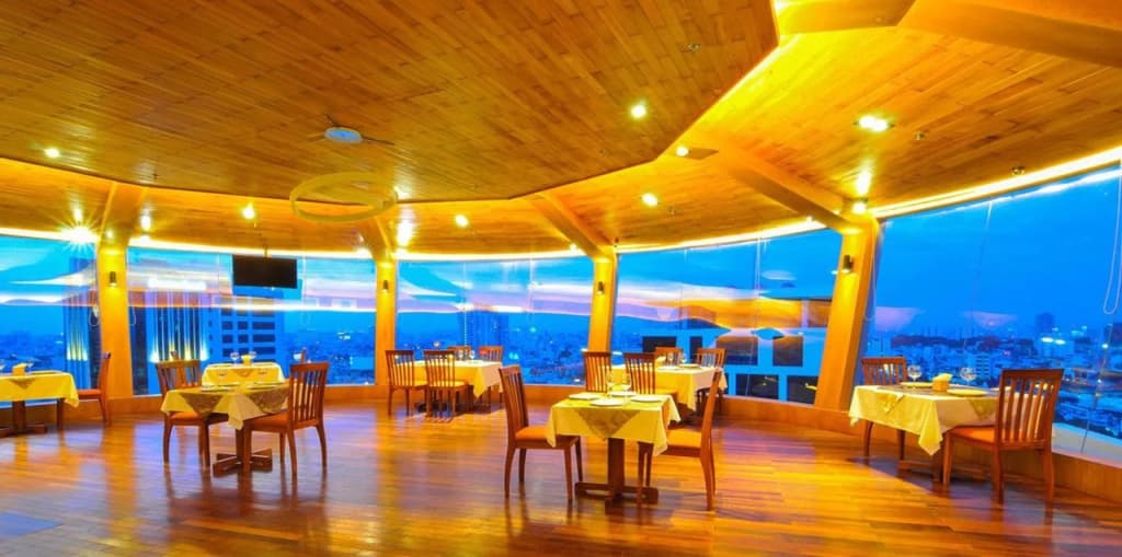 Cosmopolitan Hotel - photo 24