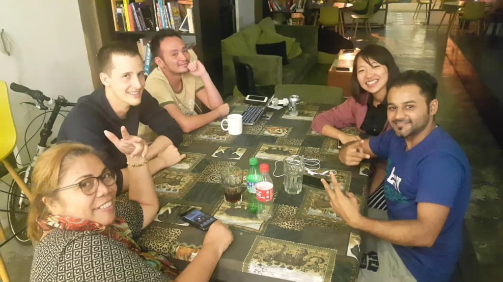 PODs The Backpackers Home & Cafe - photo 28