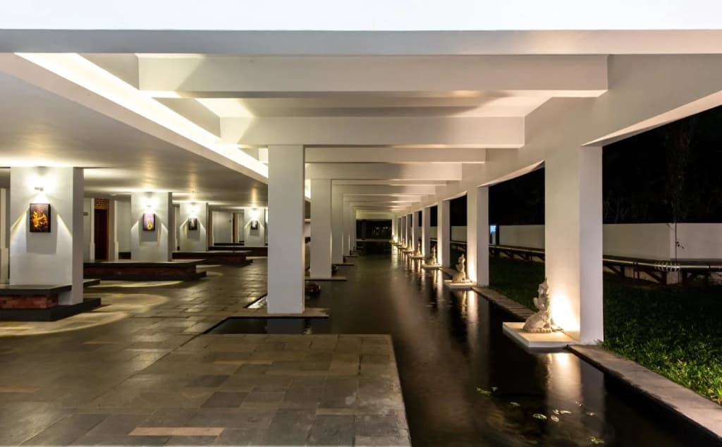 Pacific Hotel & Spa - photo 15