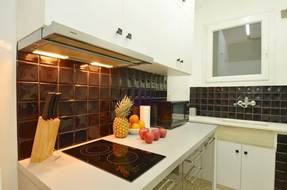 Thiseio a vintage apartment - photo 10