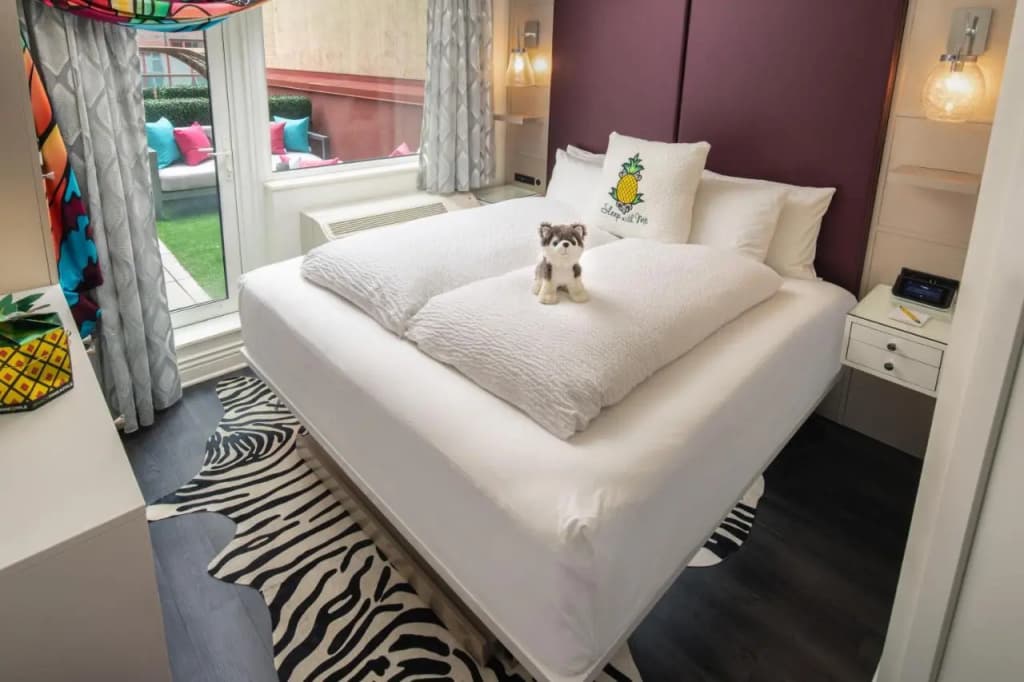 Staypineapple, An Artful Hotel, Midtown - photo 42