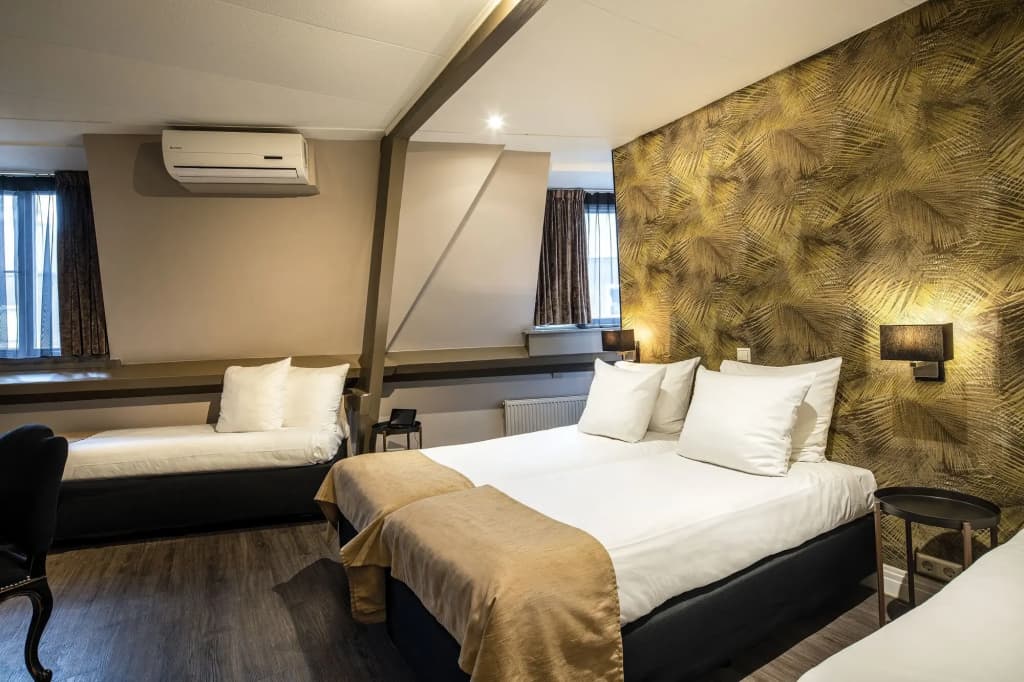 Hotel Sint Nicolaas - photo 32