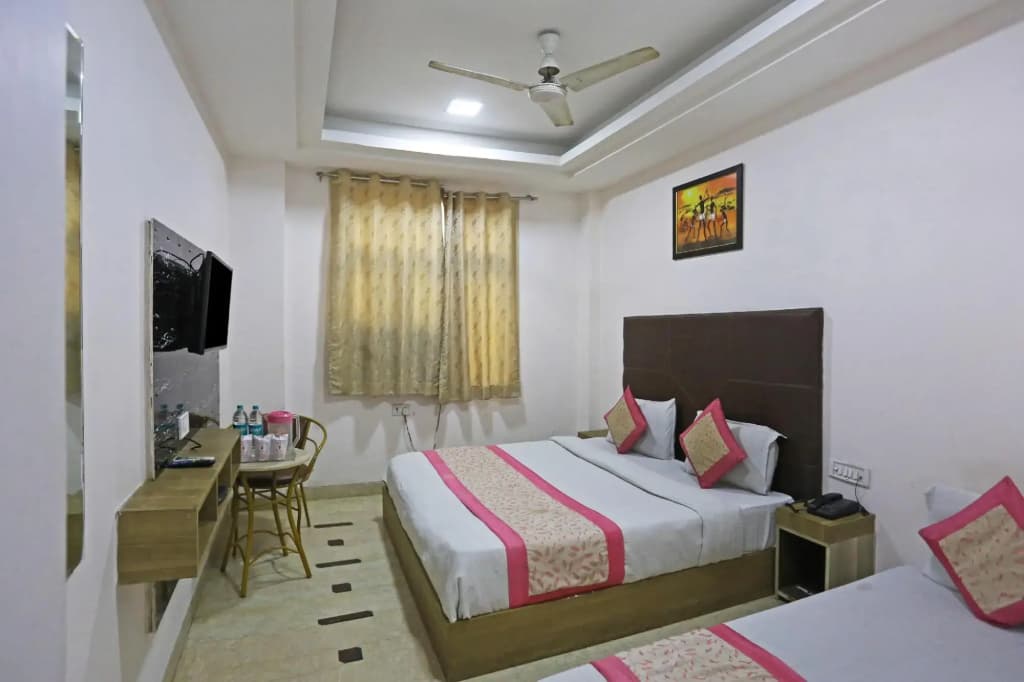 Hotel Sterling In Inn - photo 3