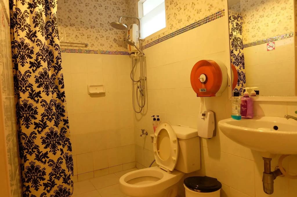 Finlay House - Hostel - photo 7