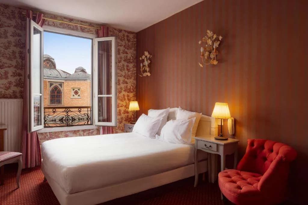 Hotel Regyn's Montmartre - photo 24