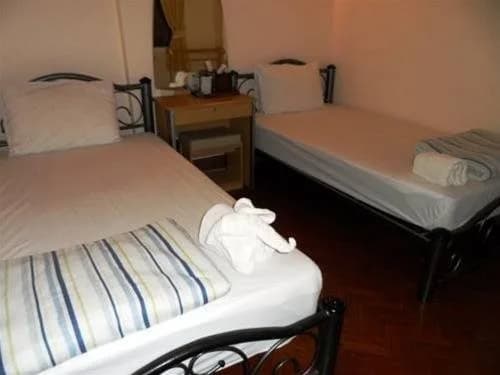 Huen Panicha Guesthouse - photo 4