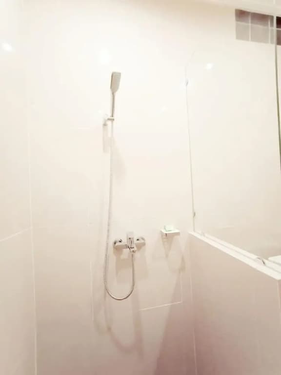 Berawa Dini Guesthouse - photo 10