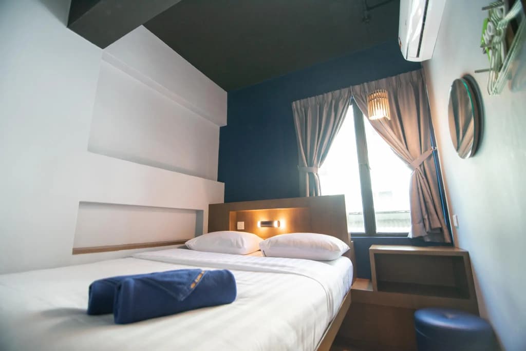 Homy Seafront Hostel - photo 3